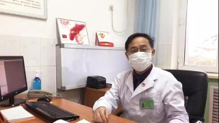 ‘3377官网’伍佳丽《No Sir》导演版MV 演绎黑白天鹅华丽蜕变(图1) 3377官网