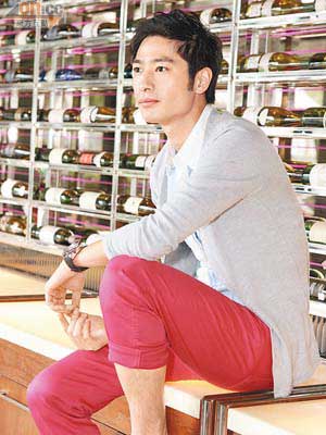 《职场是个技术活》曝插曲MV 《这么多年》【3377app】