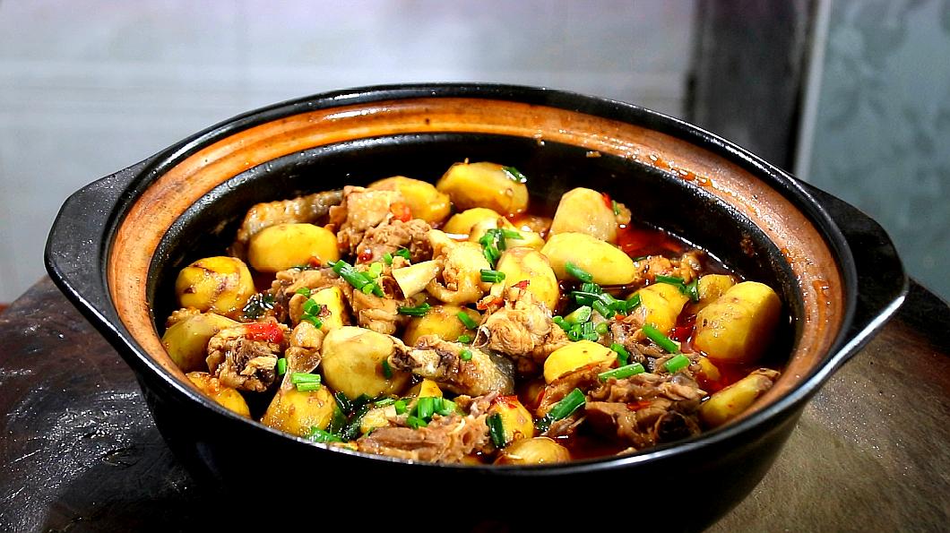 孙俪赵薇黄圣依盘点娱乐圈里的“有来头”亲戚‘3377体育’(图2) 3377官网