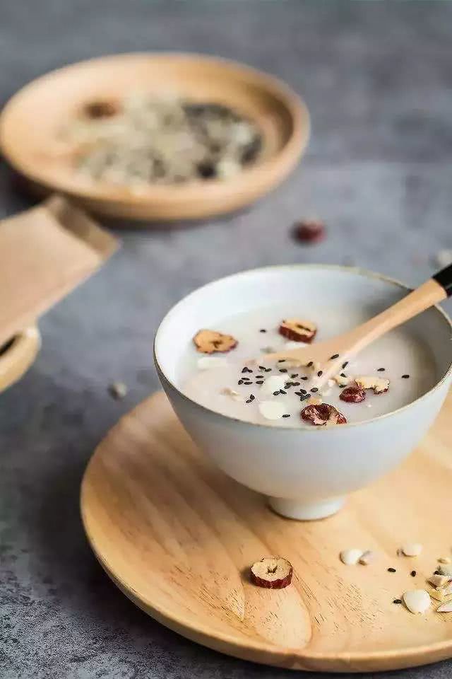 3377app_凤翔镇团委召开2017年团员代表大会(图1)