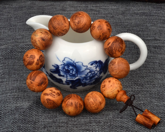 伍佰出道25周年全新单曲《光和热》 真实呈现农间浓烈情感‘3377体育’(图1) 伍佰出道25周年全新单曲《光和热》 真实呈现农间浓烈情感‘3377体育’(图1)