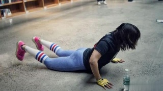 3377app_战地5第二章“闪电战”新预告(图1) 3377官网